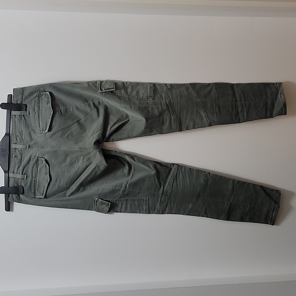 J brand skinny cargo pants, size 27 - Picture 5 of 10